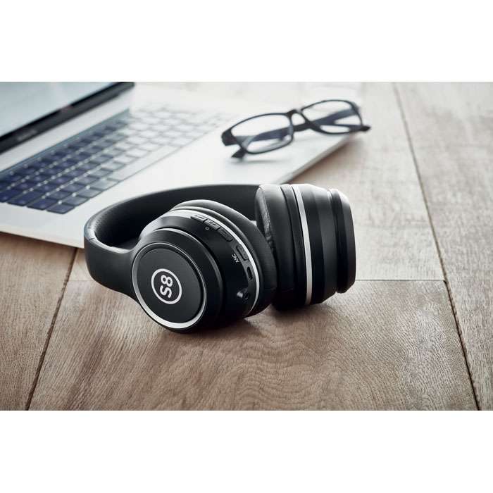 Noise cancelling Wireless Headphones