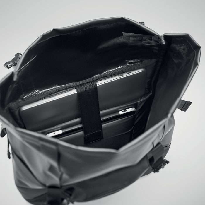 Rolltop backpack in 50C tarpaulin