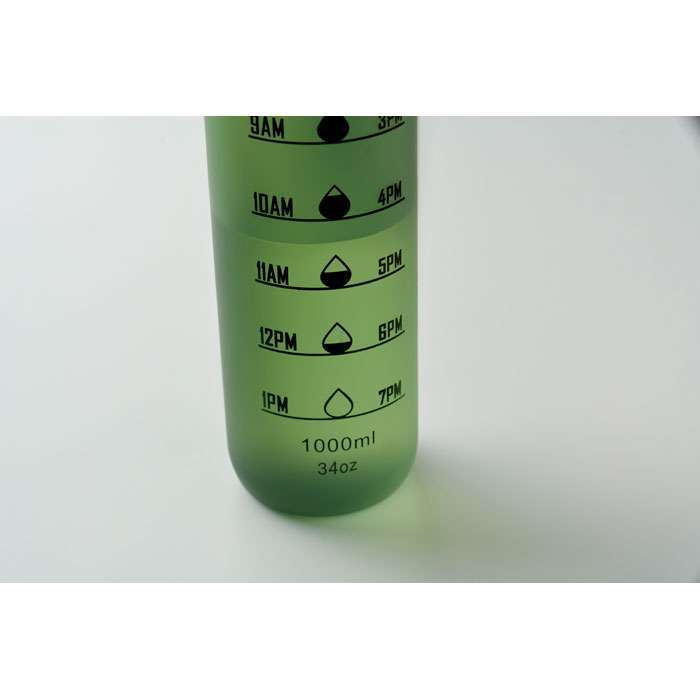Sports water bottle in RPET