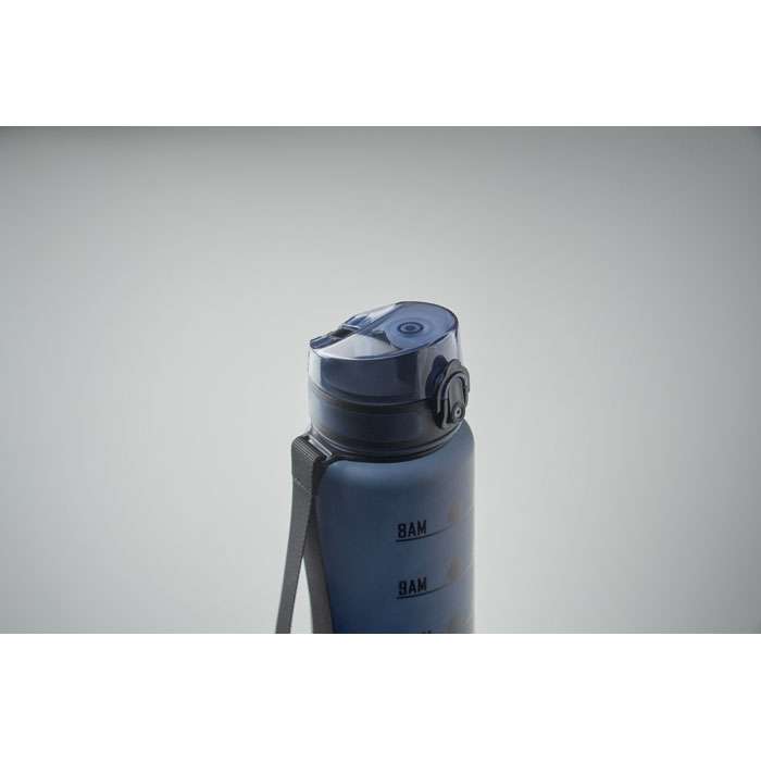 Sports water bottle in RPET